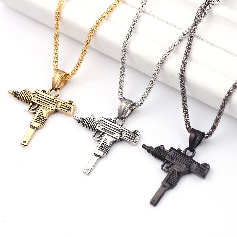 Collana con Ciondolo a Forma d - Hip Hop Chain Necklace recensione e prezzo