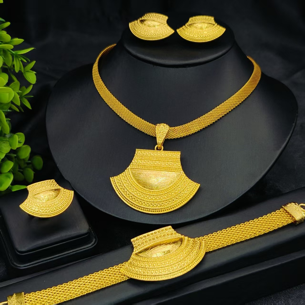 Set di 4 Pezzi: Orologio, Coll - Fine Jewelry Watches Women recensione e prezzo
