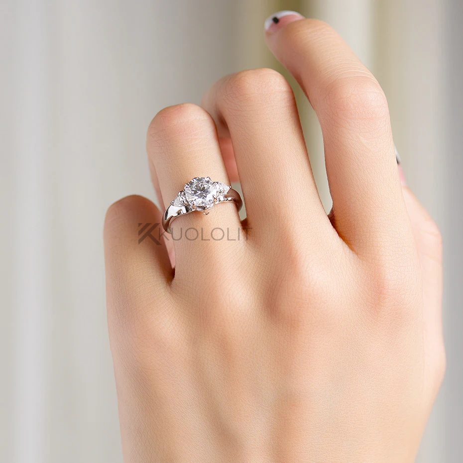 Anello Solitario con Moissanit - Sterling Silver Ring recensione e prezzo