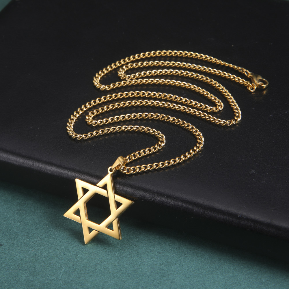Collana con Pendente Stella di - Jewelry & Watches Spółka Z Ograniczoną Odpowiedzialnością recensione e prezzo