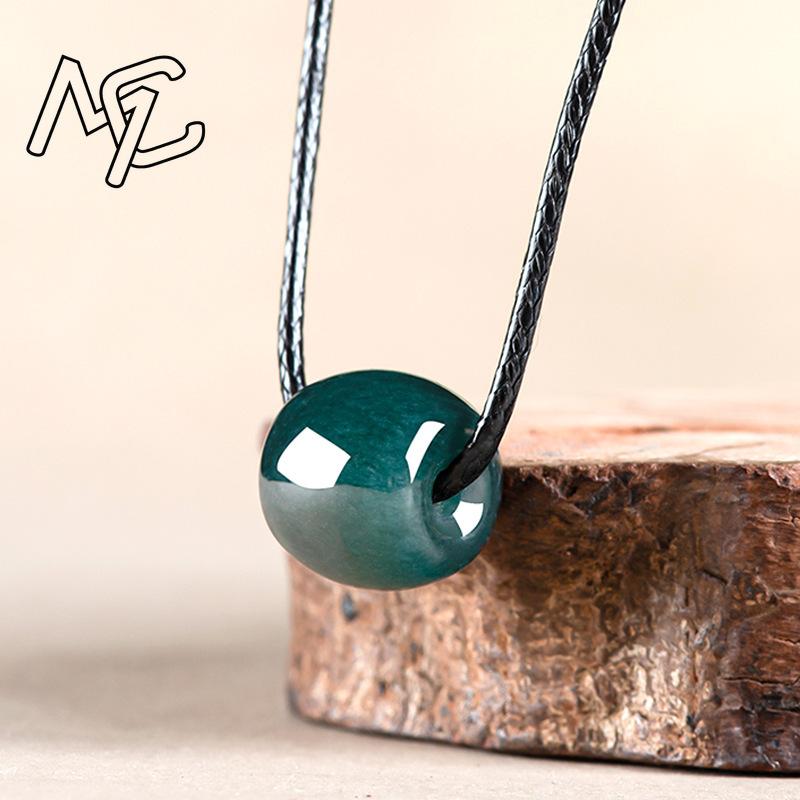 Collana con Pendente in Smeral - Jewelry & Watches Spółka Z Ograniczoną Odpowiedzialnością recensione e prezzo
