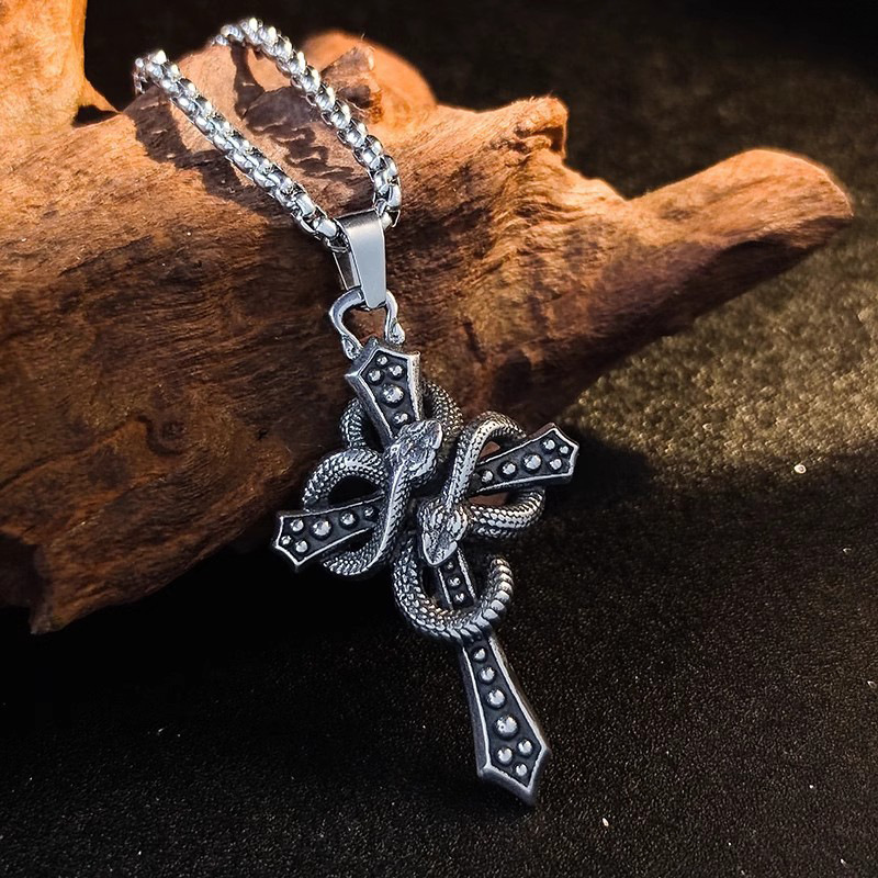 Collana con ciondolo vintage a - Hip Hop Chain Necklace recensione e prezzo